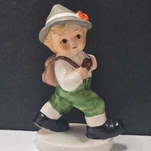 Goebel Little Wanderer Boy Figurine Backpack Birdhouse Heart 10 757 12 1970s